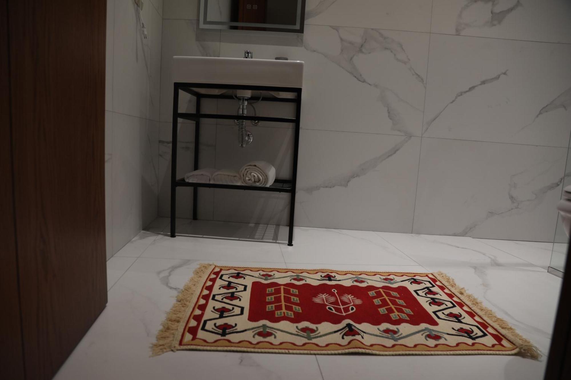 Villa Castriota Krujë Eksteriør bilde